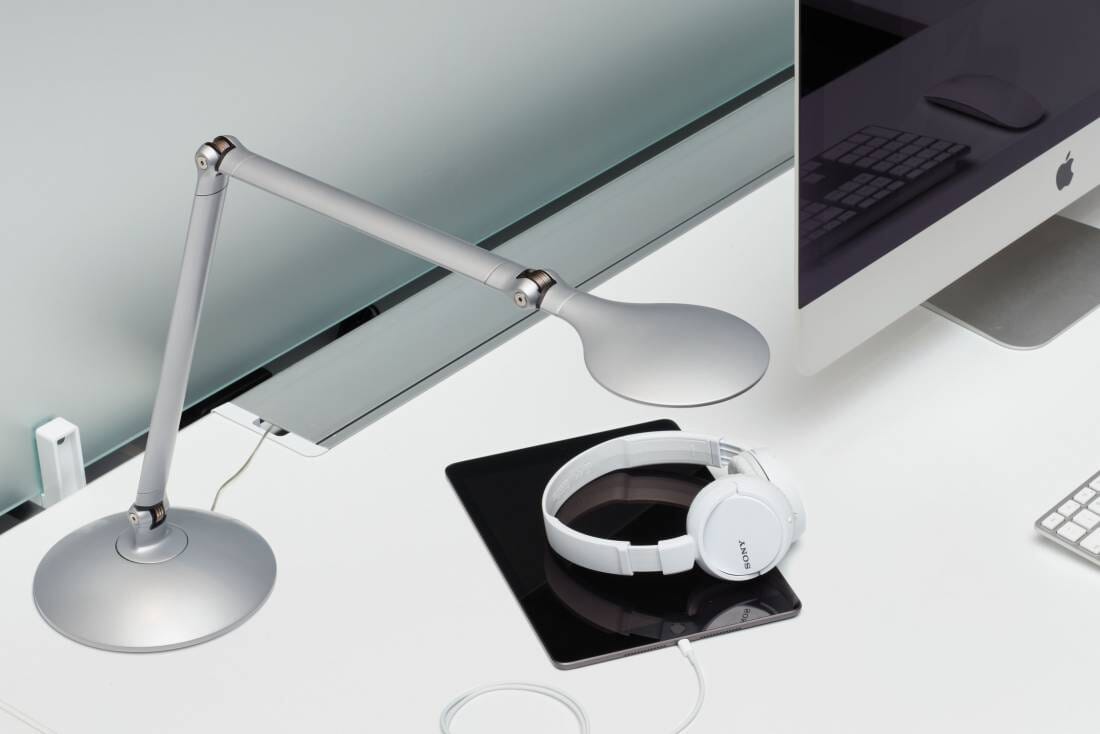 Revo LED Task Light | Single & Double Arm Task Light Global Furniture Group 